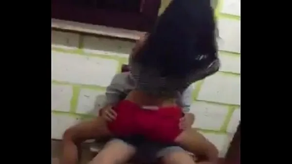 Los mejores clips de Chico es twerking por hermanas Videos