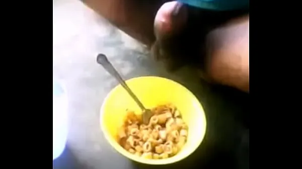 Τα καλύτερα βίντεο κλιπ boy jerks off on his cereal to give it a sweeter touch