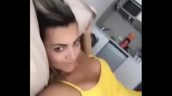 Nejlepší FELL IN THE ZAP - Blonde showing off in her nightgown and panties on the bed klipy Videa