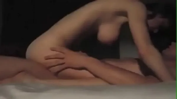 최고의 Real and intimate home sex 클립 비디오
