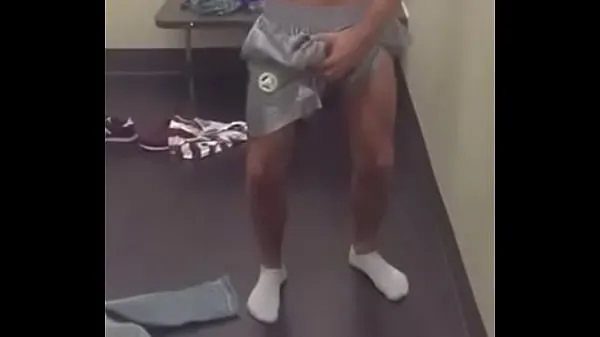 최고의 BULGE IN ADIDAS SHORTS 클립 비디오