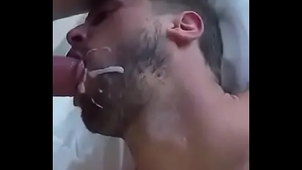 Parhaat Male having breakfast milk in bed leikkeet Videot