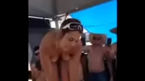 Best Novinha Dancing Pelada in Party clips Videos