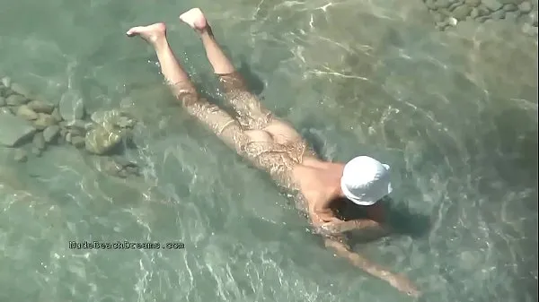 Najboljši posnetki Nude teen girls on the nudist beaches compilation videoposnetki