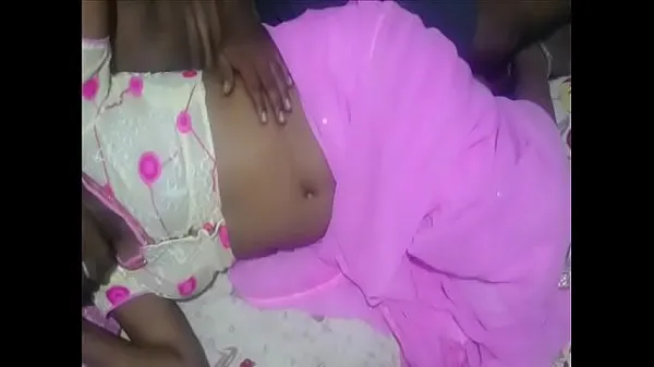 أفضل مقاطع فيديو Desi hot pink saree aunty fleshy navel kissing