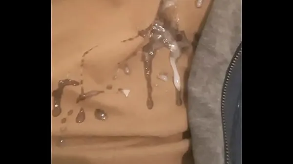 सर्वश्रेष्ठ I masturbate and spill the milk on my shirt क्लिप वीडियो