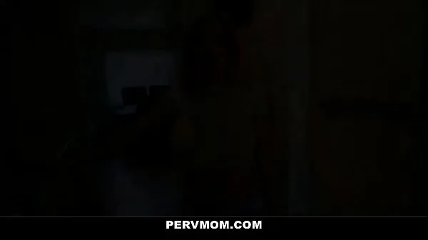 بہترین Hot MILF StepMom Oral Orgasm By Young Stepson - PervMom کلپس ویڈیوز