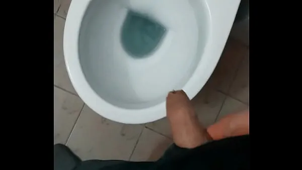 Nejlepší Pissing in a friend's house klipy Videa