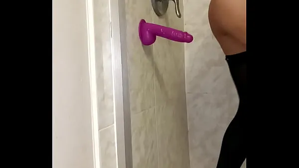 Meilleurs clips Sexe avec mon gode dans la salle de bain Vidéos