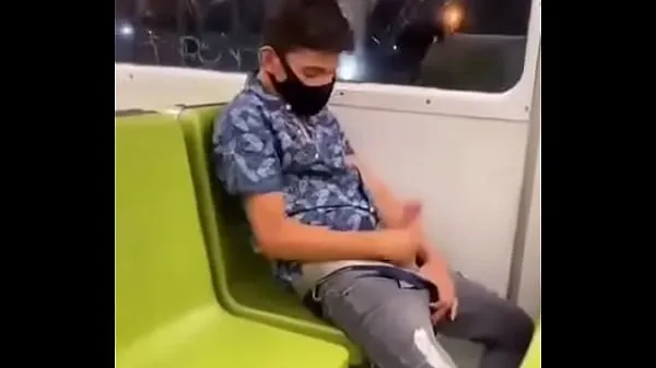 Los mejores clips de Masturbándose en el metro Videos