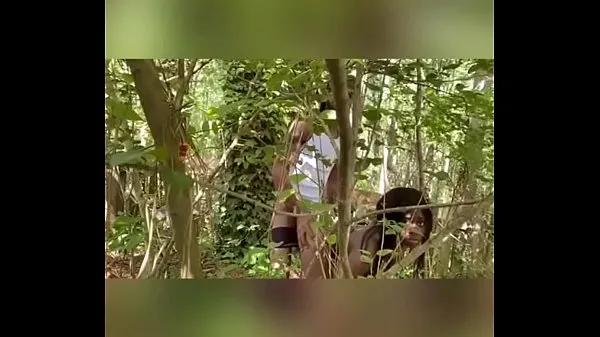 I migliori video di clip Fotte una fata fica nel bosco