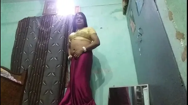 Melhores clipes de Crossdresser ladyboy se despindo 4 prazer Vídeos