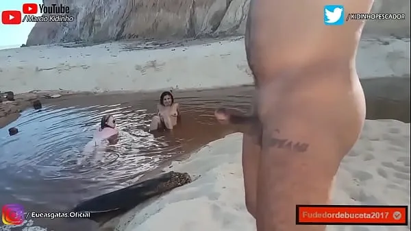 I migliori video di clip Ho visitato una spiaggia per nudisti, ho trovato due ragazze che facevano esercizi nudi, ho fatto una cazzata