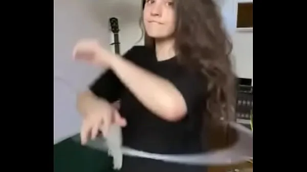 I migliori video di clip mostrando tutto nell'hula hoop, più qui