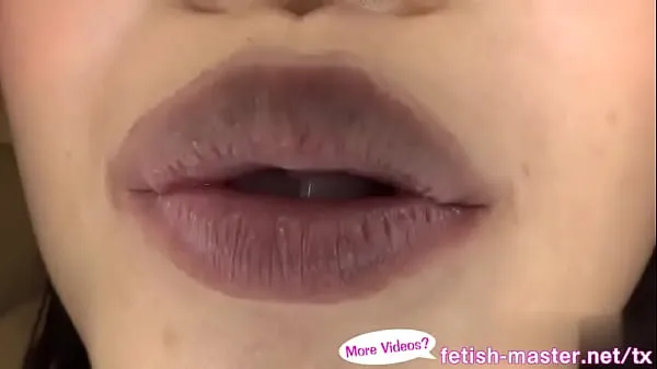 Los mejores clips de Japonés Asiático Lengua Escupir Cara Lamiendo la Nariz Chupando Besos Paja Fetiche - Más en Videos