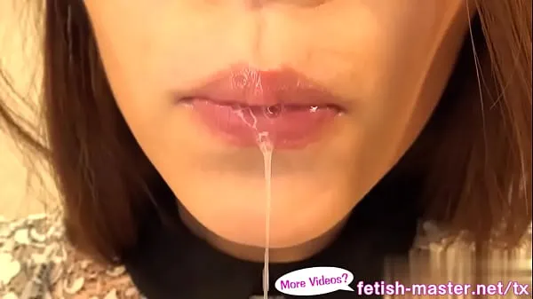 Los mejores clips de Japonés Asiático Lengua Escupir Cara Lamiendo la Nariz Chupando Besos Paja Fetiche - Más en Videos