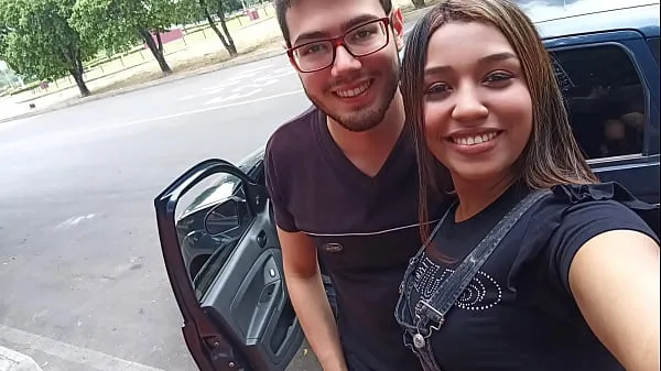 Los mejores clips de Una chica de canada se fue de viaje a mexico despues de una semana de estar en mexico, no aguanta el pene mexicano tan pequeño y se fue a estados unidos porque alli tienen una polla muy grande y rica Videos