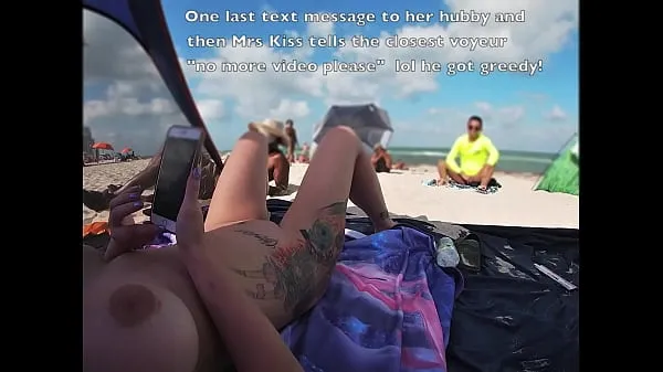 Τα καλύτερα βίντεο κλιπ Exhibitionist Wife 511 - Mrs Kiss gives us her NUDE BEACH POV view of a VOYEUR JERKING OFF in front of her and several other men watching