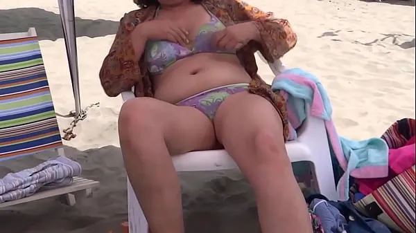 أفضل مقاطع فيديو My wife makes me cuckold for the first time on the beach with our nephew