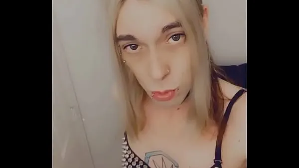 Los mejores clips de Linda transexual es una zorra cachonda Videos