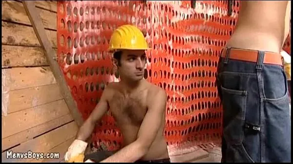 Beste Steamy Old Young gay sex at a construction site clips Video's