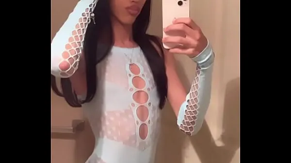 Meilleurs clips Jeune femme noire transexuelle en lingerie bleue Vidéos