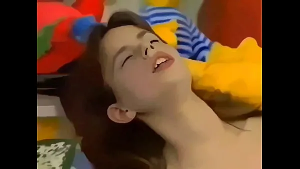 Najboljši posnetki Sandra melanie masturbates casting 19 years old videoposnetki