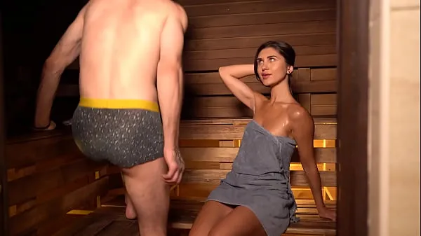 Melhores clipes de It was already hot in the bathhouse, but then a stranger came in Vídeos