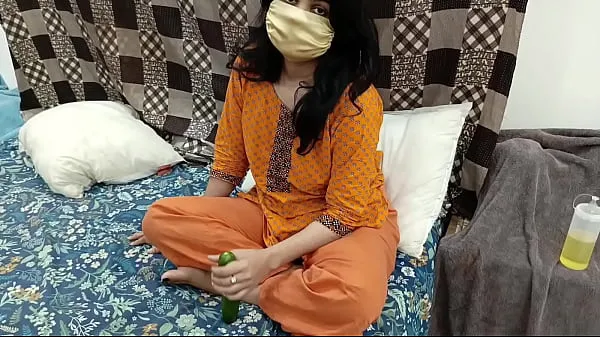 Best Desi Housewife Inserting Large Cucumber in Her Tight Pussy clips Videos